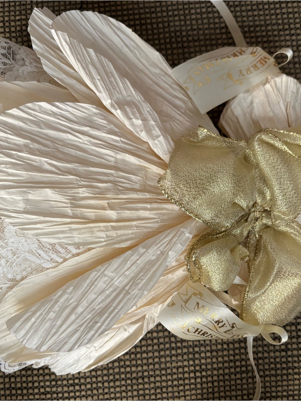 Source Unknown Cream & Gold Angel Tree Topper - Picture 3 of 6